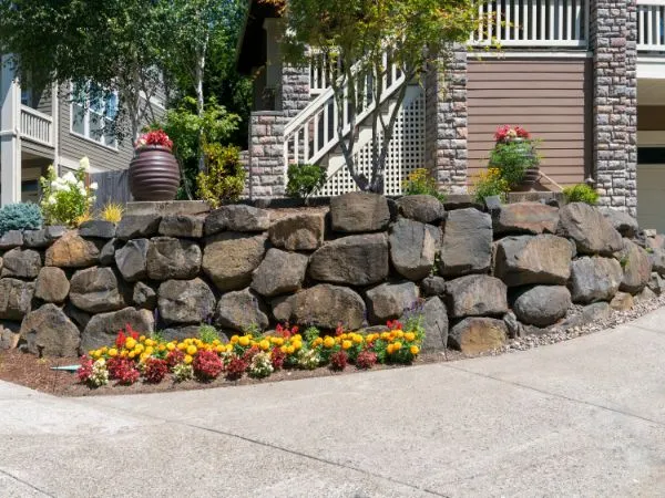Boulder retaining wall