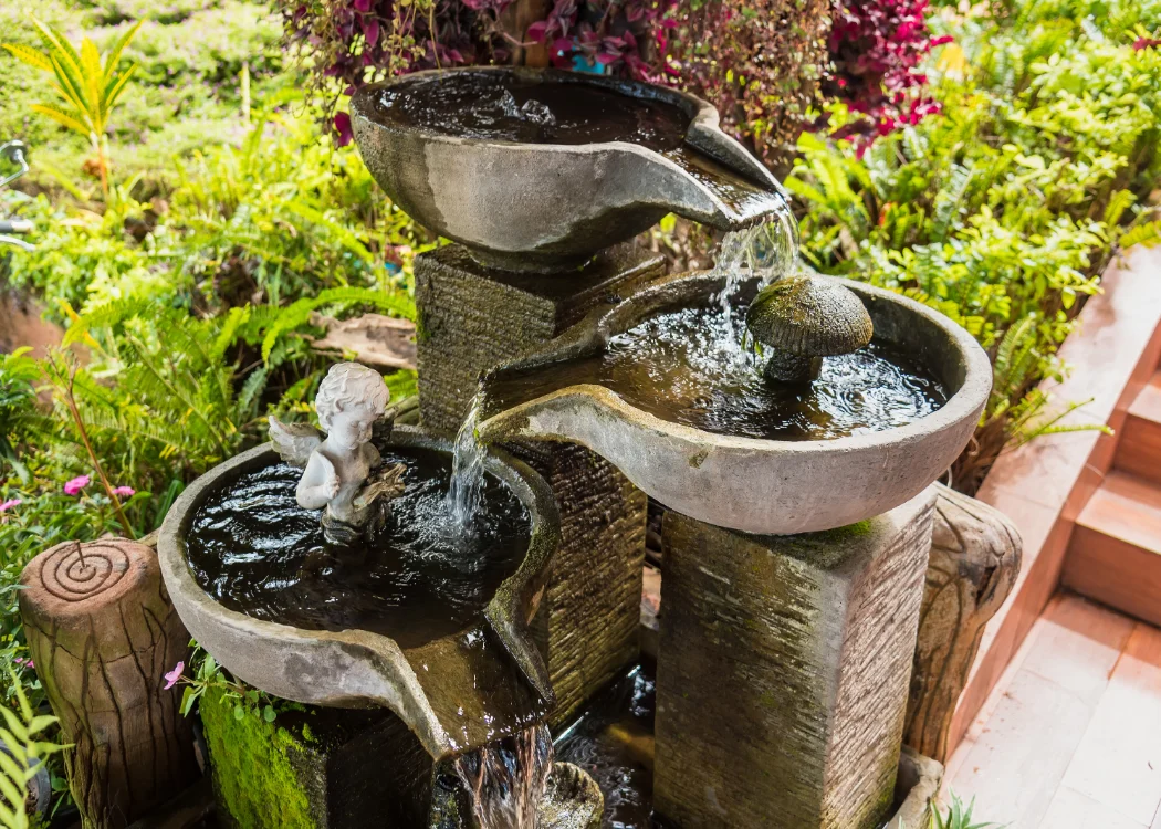 Tiered falling water fountain