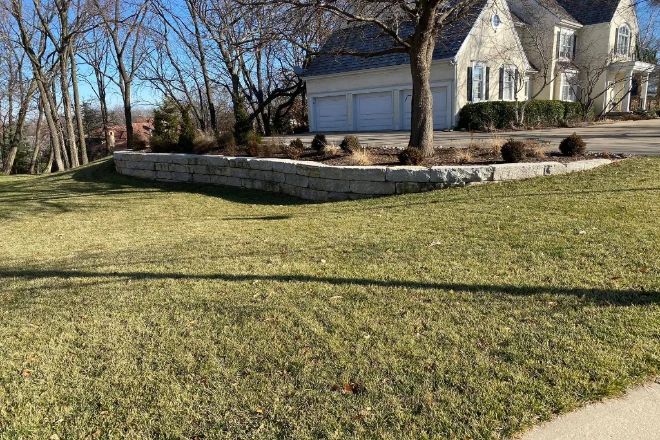 One of the types of retaining walls around a side yard natural area