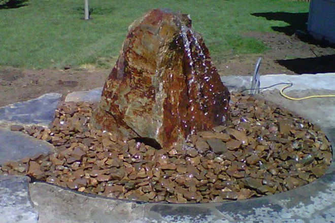 Natural rock fountain